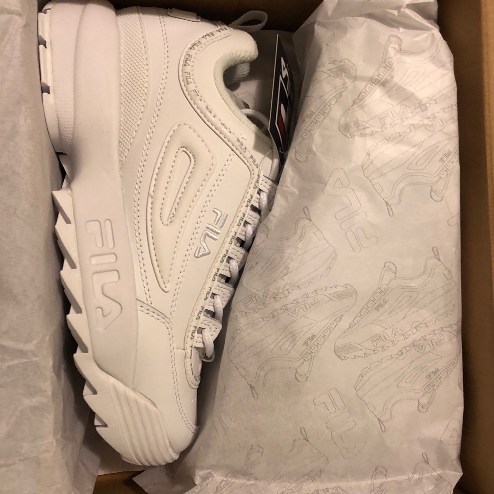 FILA Disruptor 2 Premium Repeat Silver Logo